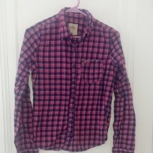 Hollister med button up flannel pink blue plaid